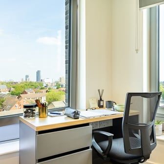 Platinum Skyline Studio - Image 1